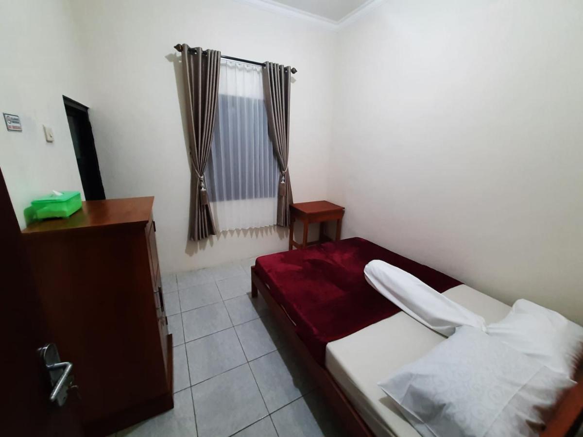 999 Khs Homestay Gilimanuk Exterior foto