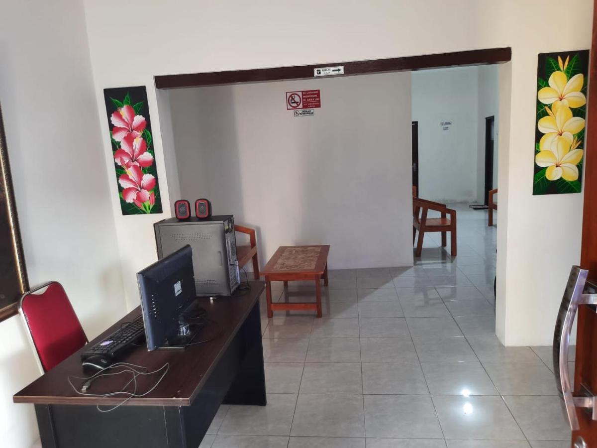 999 Khs Homestay Gilimanuk Exterior foto